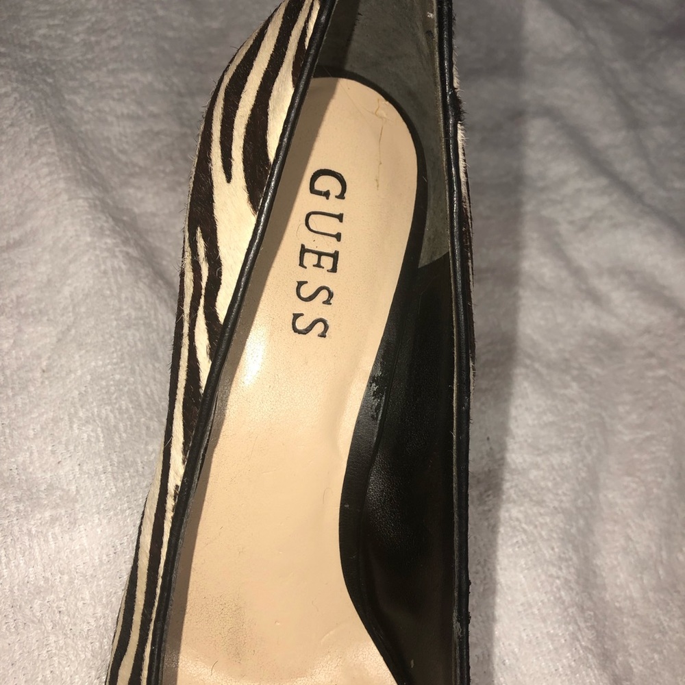 Guess zebra print pumps black white pony hair 8.5 - Picture 5 of 8